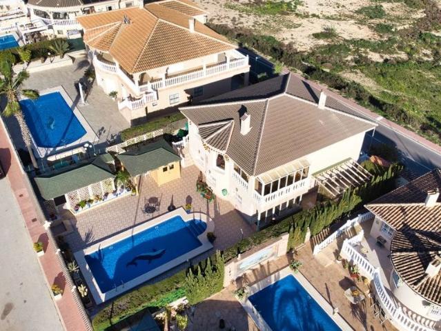 Villa / Chalet de 244 m2 en venta en Rojales, España