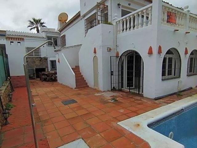 Villa / Chalet de 247 m2 en venta en El Hacho, Andalucía