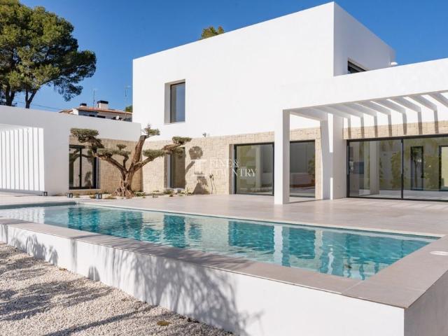Villa / Chalet de 255 m2 en venta en Moraira, España