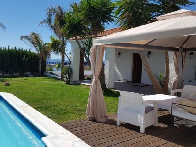 Villa / Chalet de lujo de 260 m2 en venta en Estepona, Andalucía
