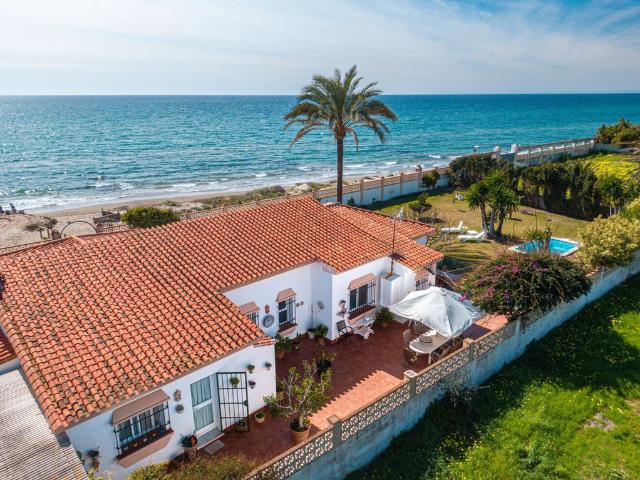Villa / Chalet de 284 m2 en venta en Marbella, Andalucía