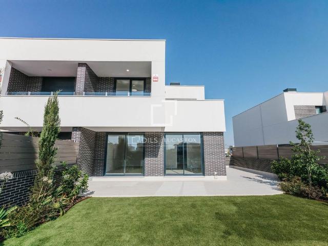 Villa / Chalet de 288 m2 en alquiler en Madrid, Comunidad de Madrid