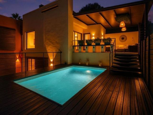 Villa / Chalet de 290 m2 en venta en Benahavís, Andalucía