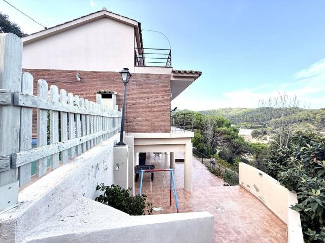 Villa / Chalet de 308 m2 en venta en Argentona, Cataluña