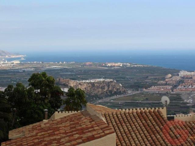 Villa / Chalet de 300 m2 en venta en Salobreña, España