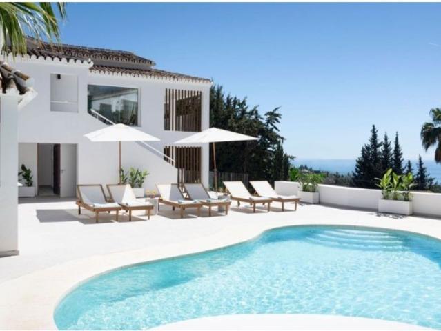 Villa / Chalet de 302 m2 en venta en Marbella, Andalucía