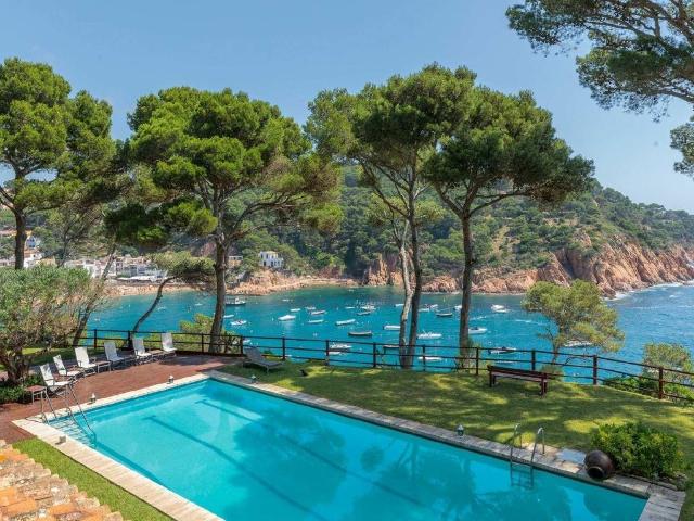 Villa / Chalet de 311 m2 en venta en Tamariu, Cataluña