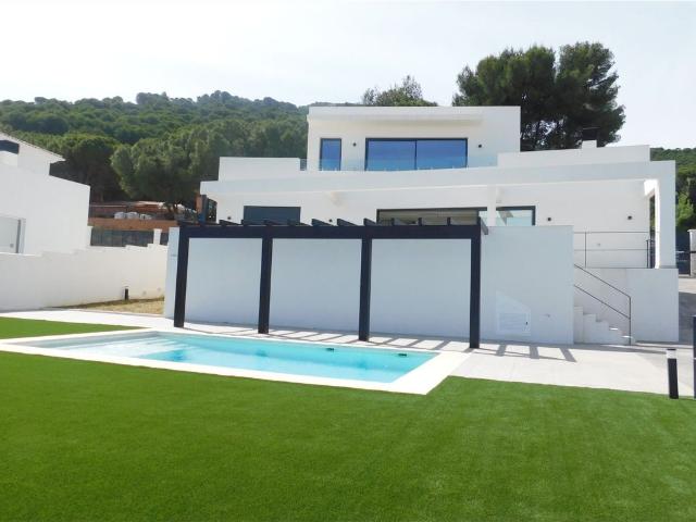 Villa / Chalet de 325 m2 en venta en Alhaurín de la Torre, Andalucía