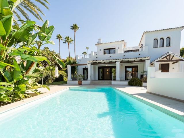 Villa / Chalet de 326 m2 en venta en El Rosario, España