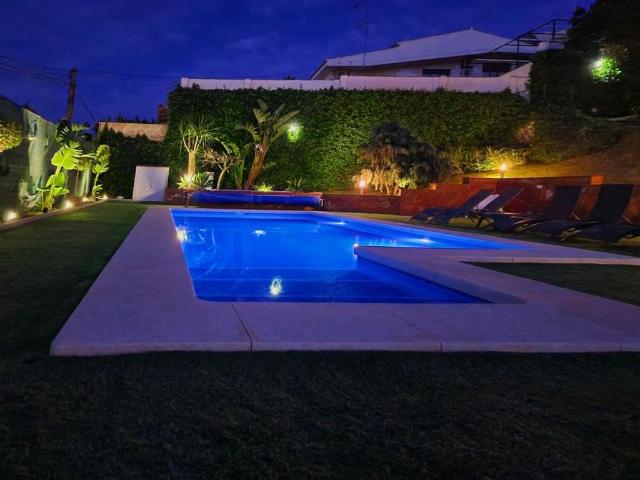 Villa / Chalet de 375 m2 en venta en Alhaurín de la Torre, España