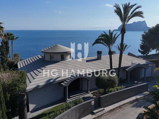 Villa / Chalet de 385 m2 en venta en Teulada, España