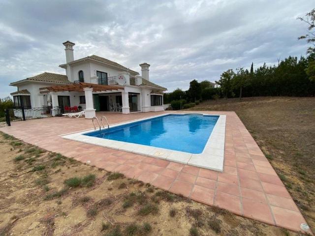 Villa / Chalet de 380 m2 en venta en Arcos de la Frontera, España