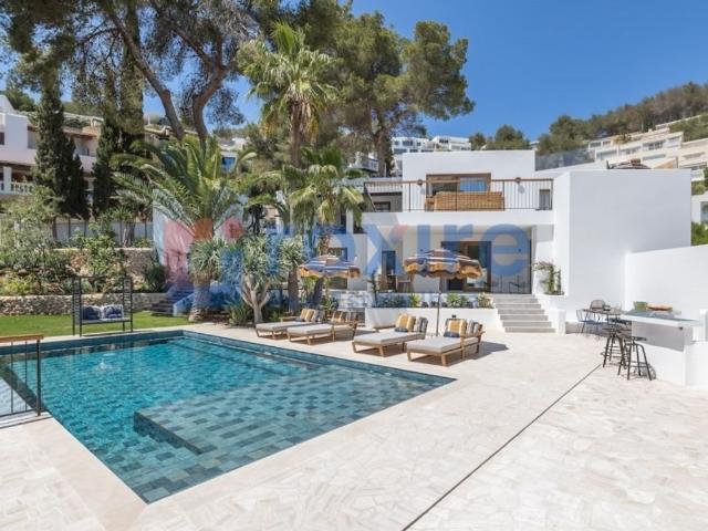 Villa / Chalet de 400 m2 en venta en Santa Eulalia del Río, España