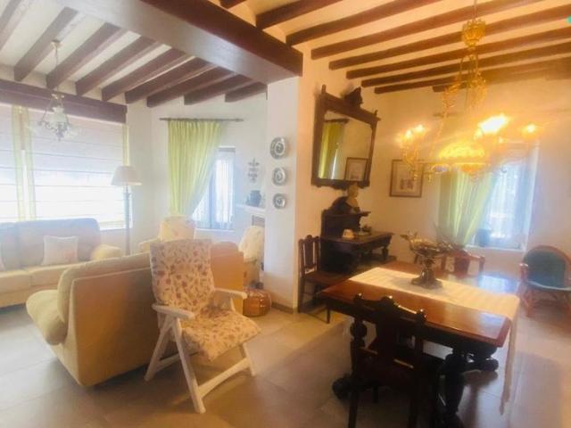Villa / Chalet de 400 m2 en venta en Villajoyosa, España