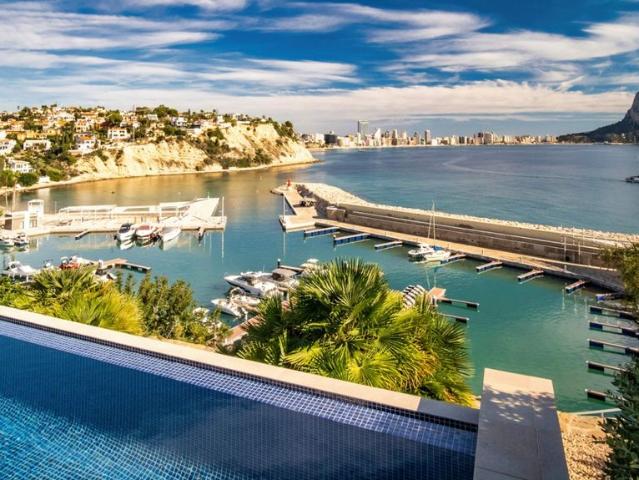 Villa / Chalet de 437 m2 en venta en Calpe, Comunidad Valenciana