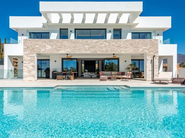 Villa / Chalet de 439 m2 en venta en Casares, España