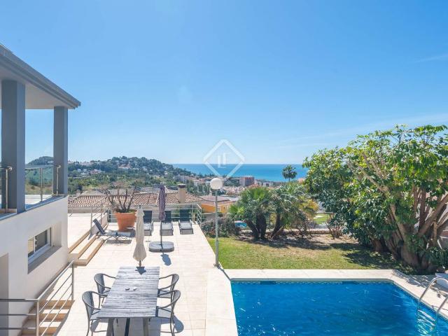 Villa / Chalet de 612 m2 en venta en Málaga, España
