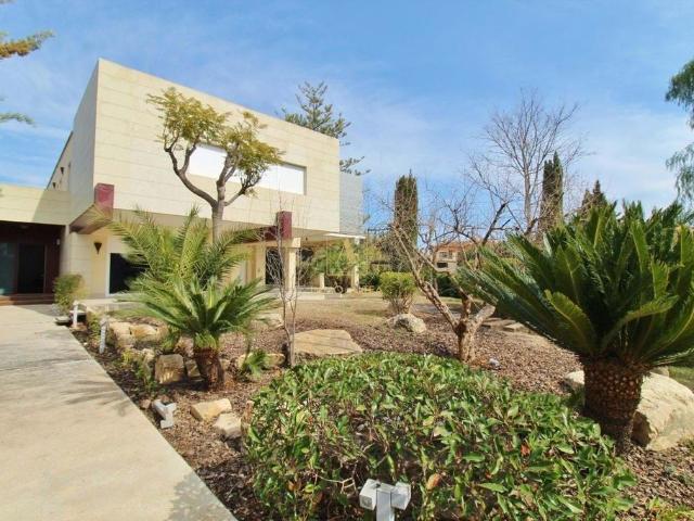 Villa / Chalet de 510 m2 en venta en Alicante, Comunidad Valenciana