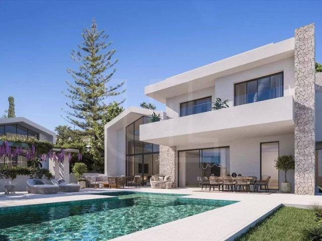 Exclusiva Villa / Chalet de 440 m2 en venta en San Pedro de Alcántara, España