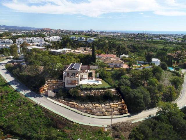 Villa / Chalet de 606 m2 en venta en La Quinta, Marbella, Andalucía