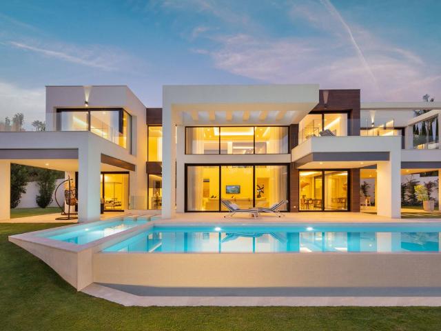 Villa / Chalet de 665 m2 en venta en Nueva Andalucía, Marbella, Provincia de Málaga, Andalucía