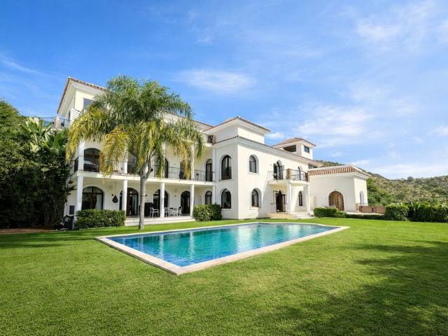 Villa / Chalet de 876 m2 en venta en Benahavís, Andalucía