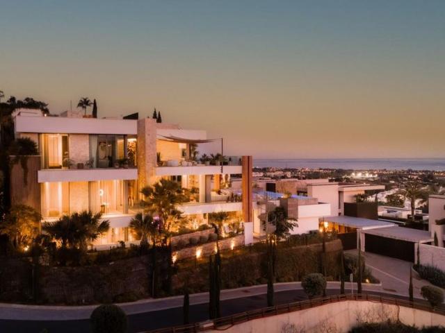 Villa / Chalet de 943 m2 en venta en Benahavís, Andalucía