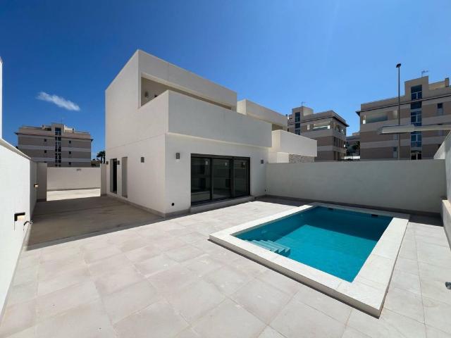 Villa / Chalet de 96 m2 en venta en Playas de Orihuela, Comunidad Valenciana