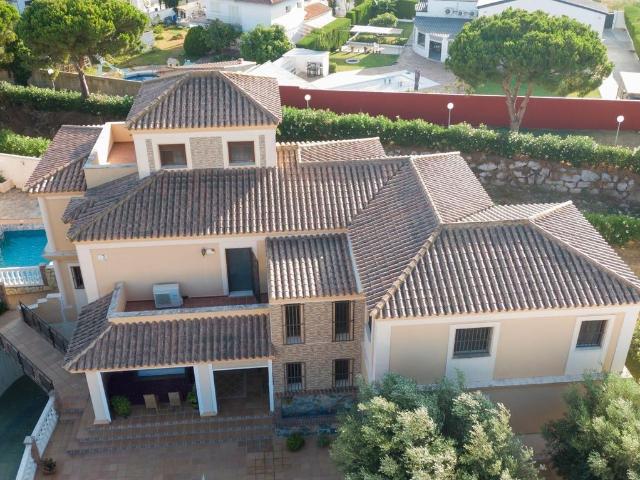 Villa / Chalet de lujo 407 m2 en venta, La Línea de la Concepción, España