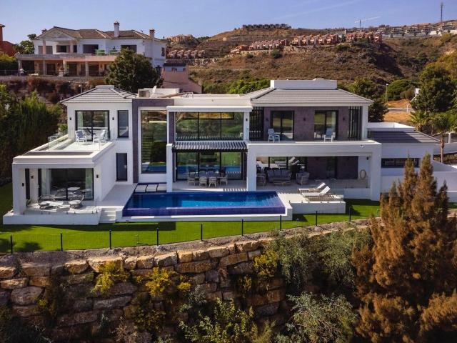 Villa / Chalet de lujo 431 m2 en venta, Marbella, España