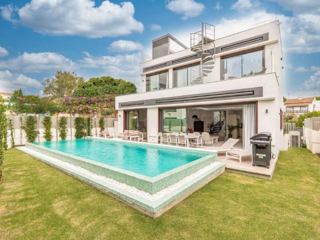 Villa / Chalet de lujo 434 m2 en alquiler, The Golden Mile, Marbella, Andalucía