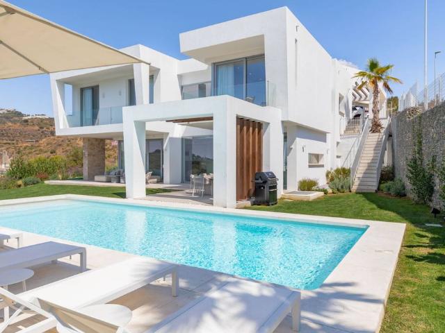 Villa / Chalet de lujo 452 m2 en venta, Marbella, España