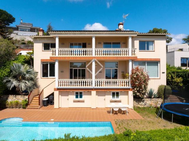 Villa / Chalet de lujo 501 m2 en venta, Cabrils, Cataluña