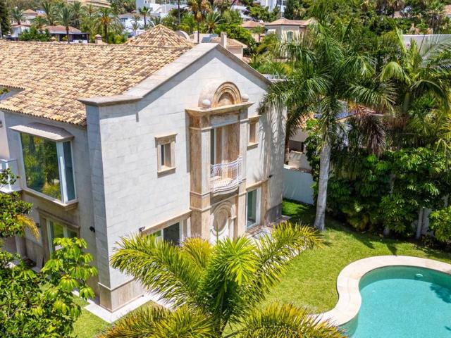 Villa / Chalet de lujo 654 m2 en venta, Marbella, España