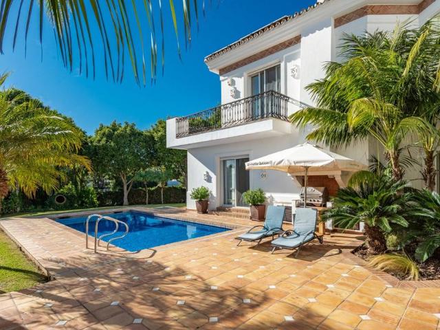 Villa / Chalet de lujo 715 m2 en venta, Marbella, Andalucía