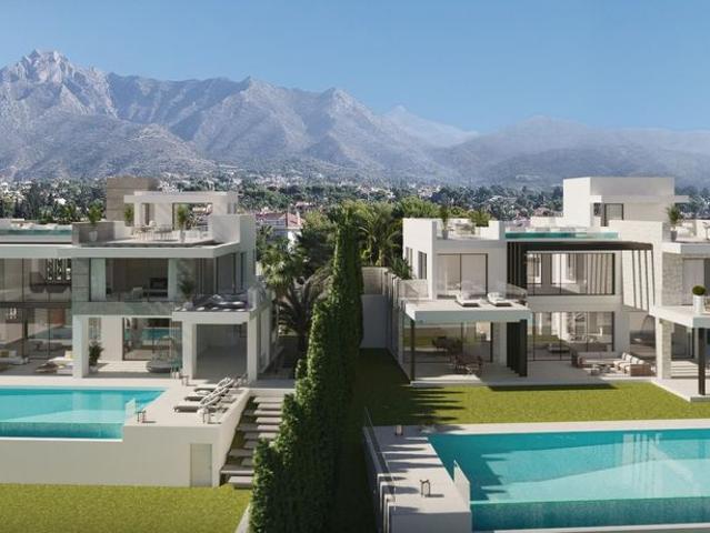 Villa / Chalet de lujo 1061 m2 en venta, Marbella, España