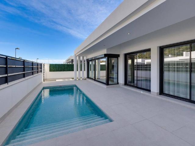 Villa / Chalet de lujo 111 m2 en venta, Pilar de la Horadada, Comunidad Valenciana