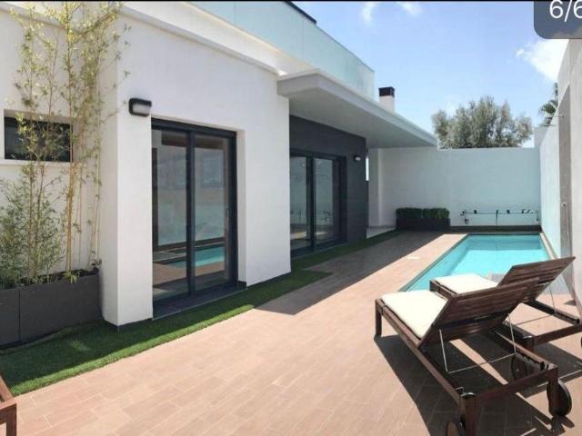 Villa / Chalet de lujo 120 m2 en venta, Playas de Orihuela, España