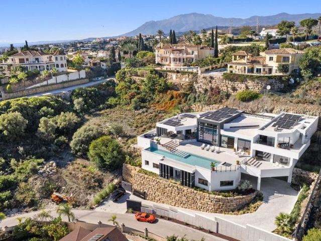 Villa / Chalet de lujo 1713 m2 en venta, Estepona, Andalucía