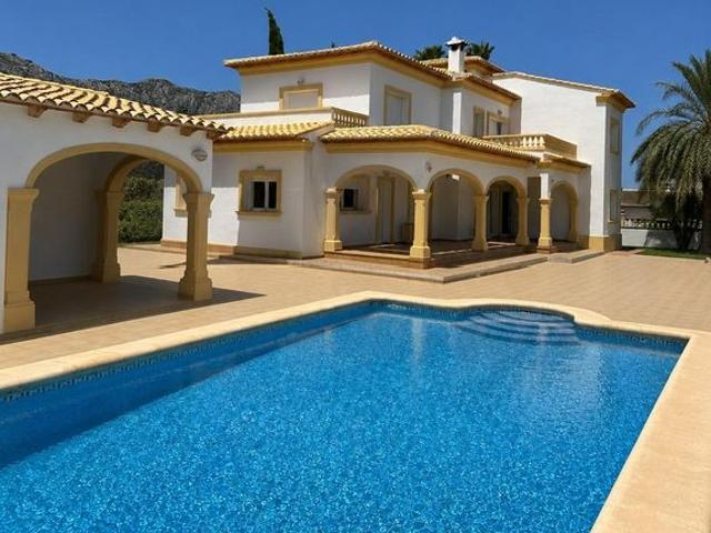 Villa / Chalet de lujo 227 m2 en venta, Beniarbeig, España