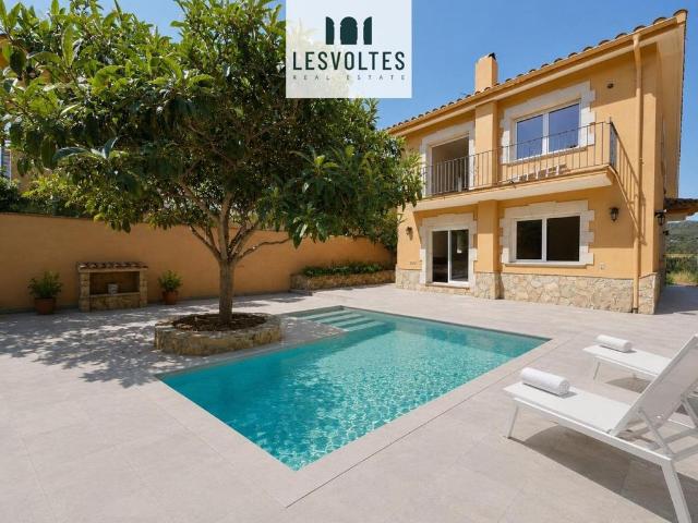 Villa / Chalet de lujo 230 m2 en venta, Mont ras, Cataluña