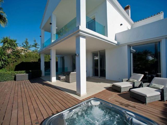 Villa / Chalet de lujo 250 m2 en venta, Puerto Banús, España
