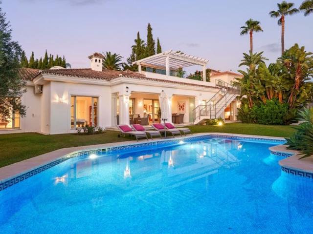 Villa / Chalet de lujo 284 m2 en venta, Marbella, Andalucía