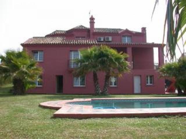 Villa / Chalet de lujo 290 m2 en venta, Marbella, España