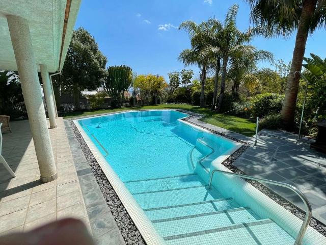 Villa / Chalet de lujo 300 m2 en alquiler, Benalmádena, España