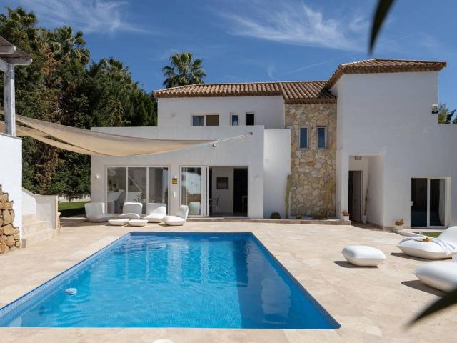 Villa / Chalet de lujo 309 m2 en venta, Marbella, España
