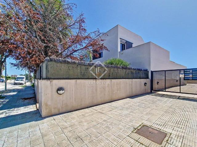 Villa / Chalet de lujo 312 m2 en venta, La Platja de Calafell, España