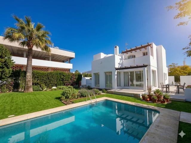 Villa / Chalet de lujo 349 m2 en venta, Marbella, Andalucía