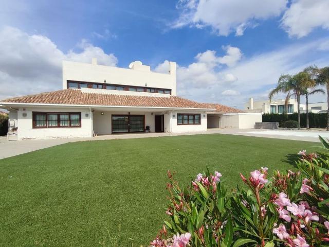 Villa / Chalet de lujo 360 m2 en venta, Avileses, España