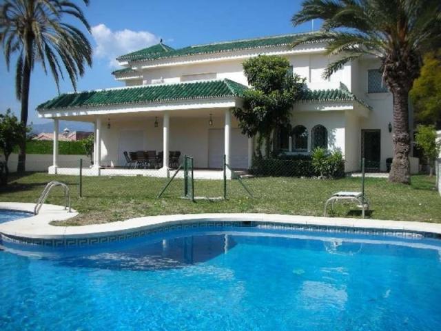 Villa / Chalet de lujo 360 m2 en venta, Marbella, España